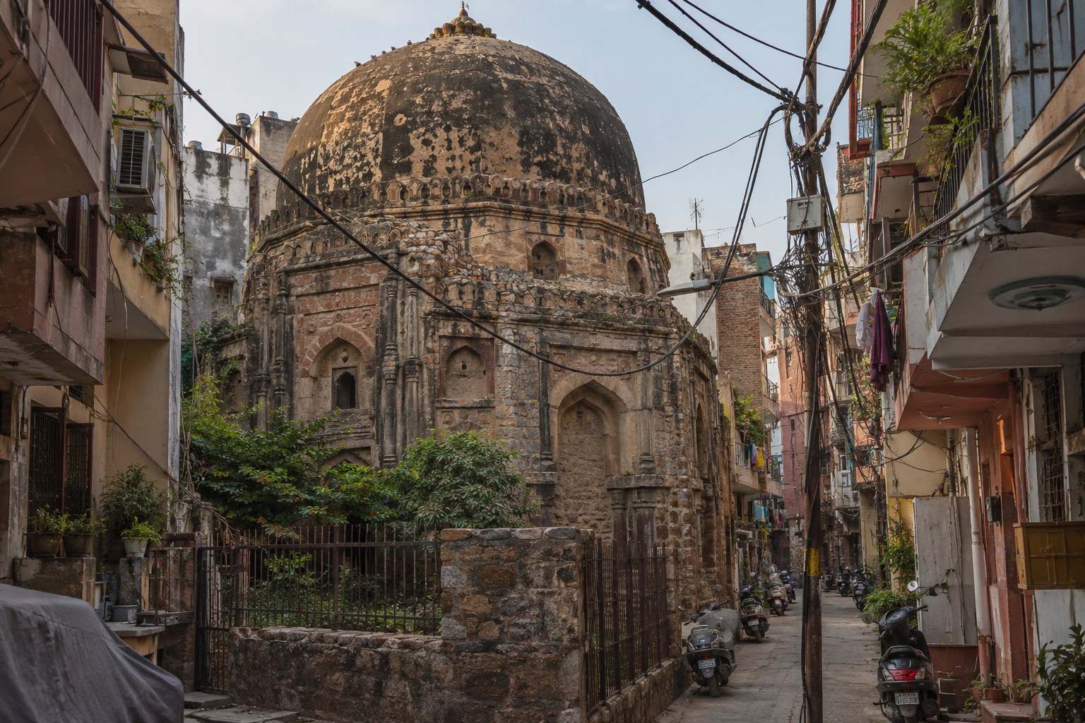 Supreme Court raps MCD, ASI over encroached Delhi heritage monuments