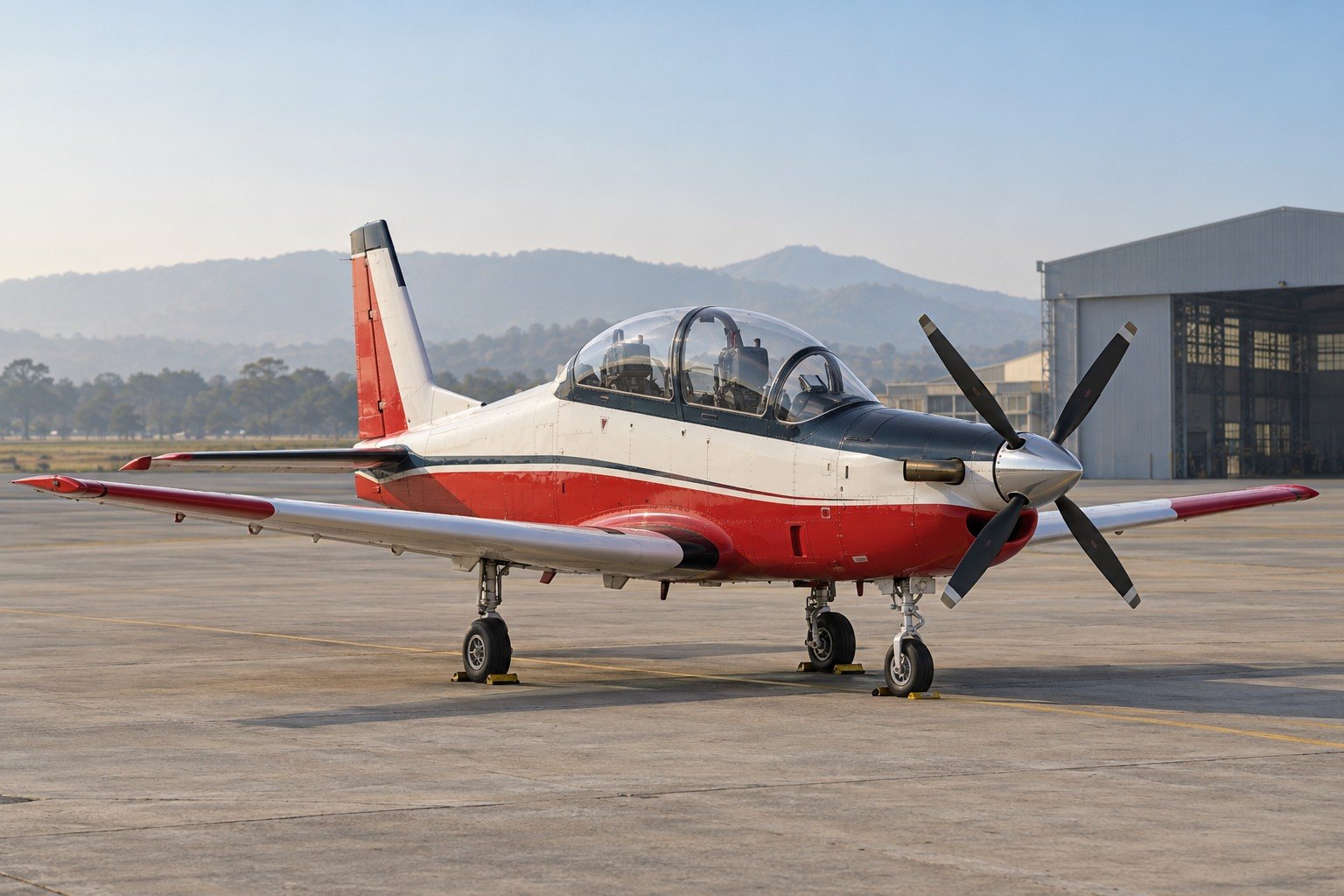 HTT-40 basic trainer and the IAF's pilot-training pipeline